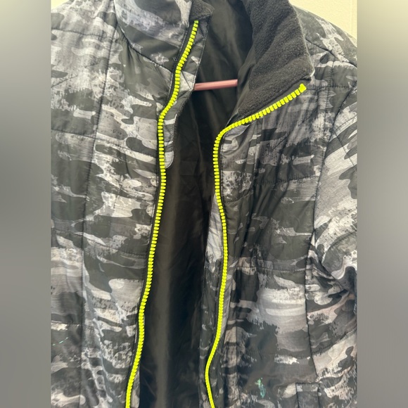 Boys jacket sz XXL - Picture 3 of 4